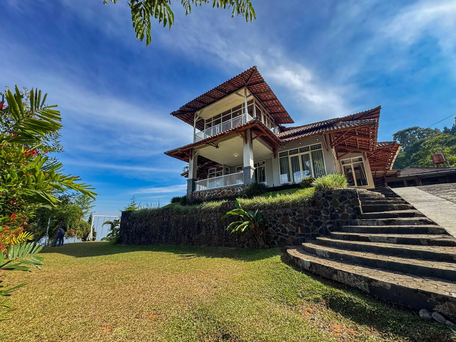 Villa Kaca 1